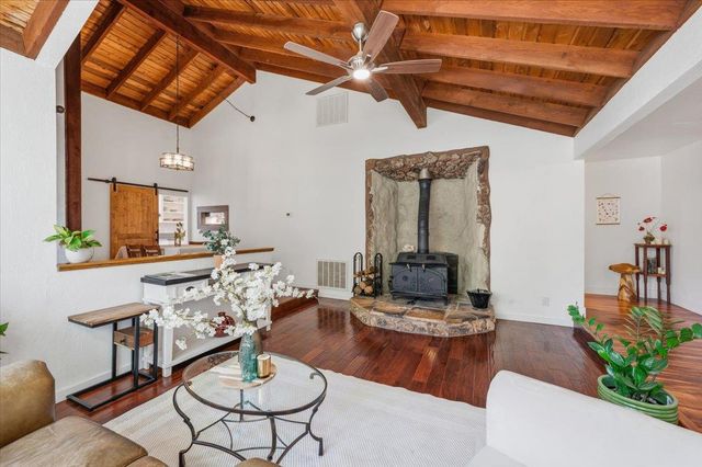 18849 Sargent Sky Way, Grass Valley, CA 95949