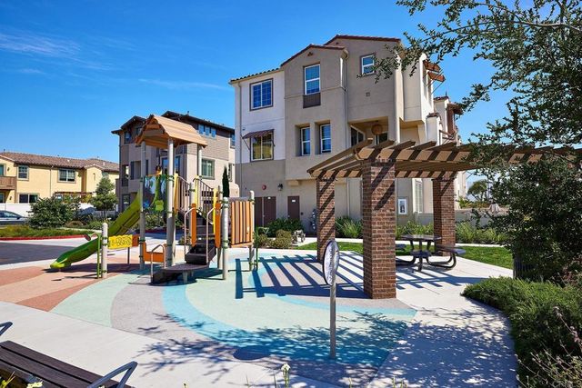 1278 Via Fanal, Oceanside, CA 92056