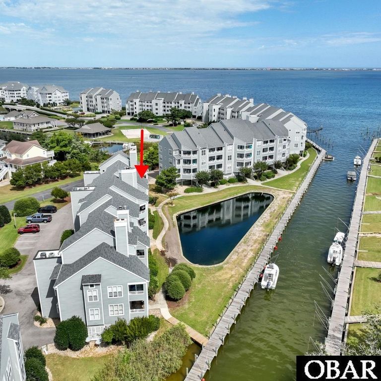 Image 2 of property listing at 632 Pirates Way # 632B, Manteo, NC 27954