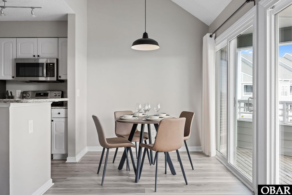 Image 15 of property listing at 632 Pirates Way # 632B, Manteo, NC 27954