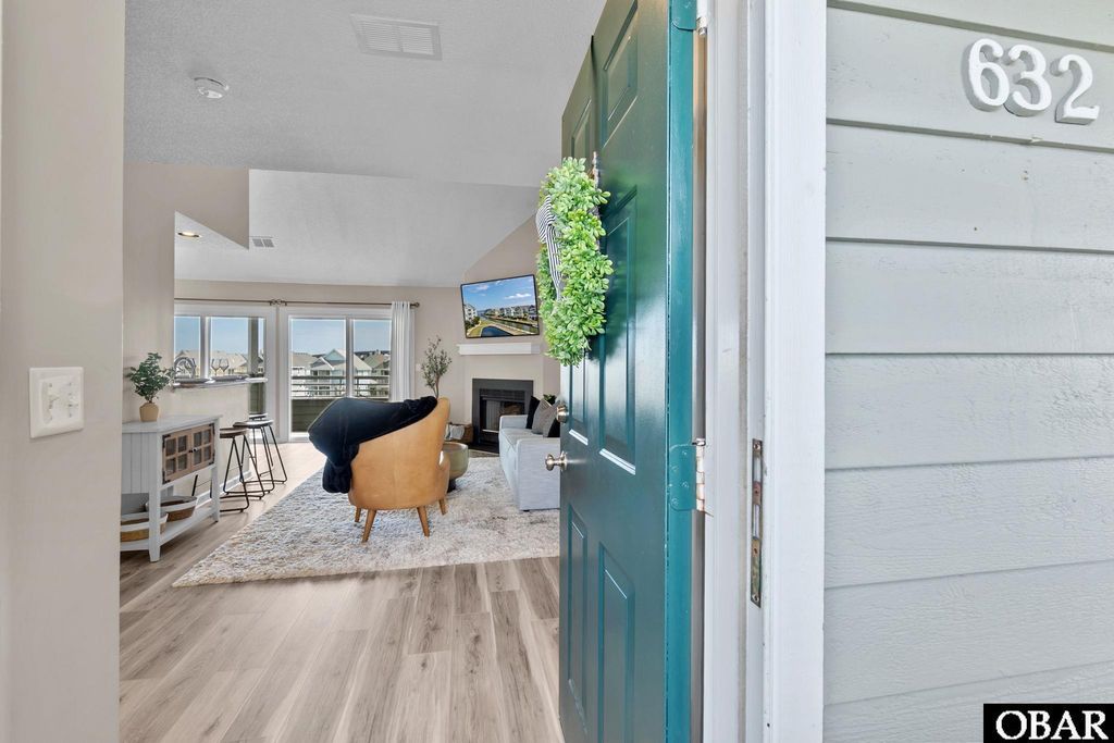 Image 33 of property listing at 632 Pirates Way # 632B, Manteo, NC 27954