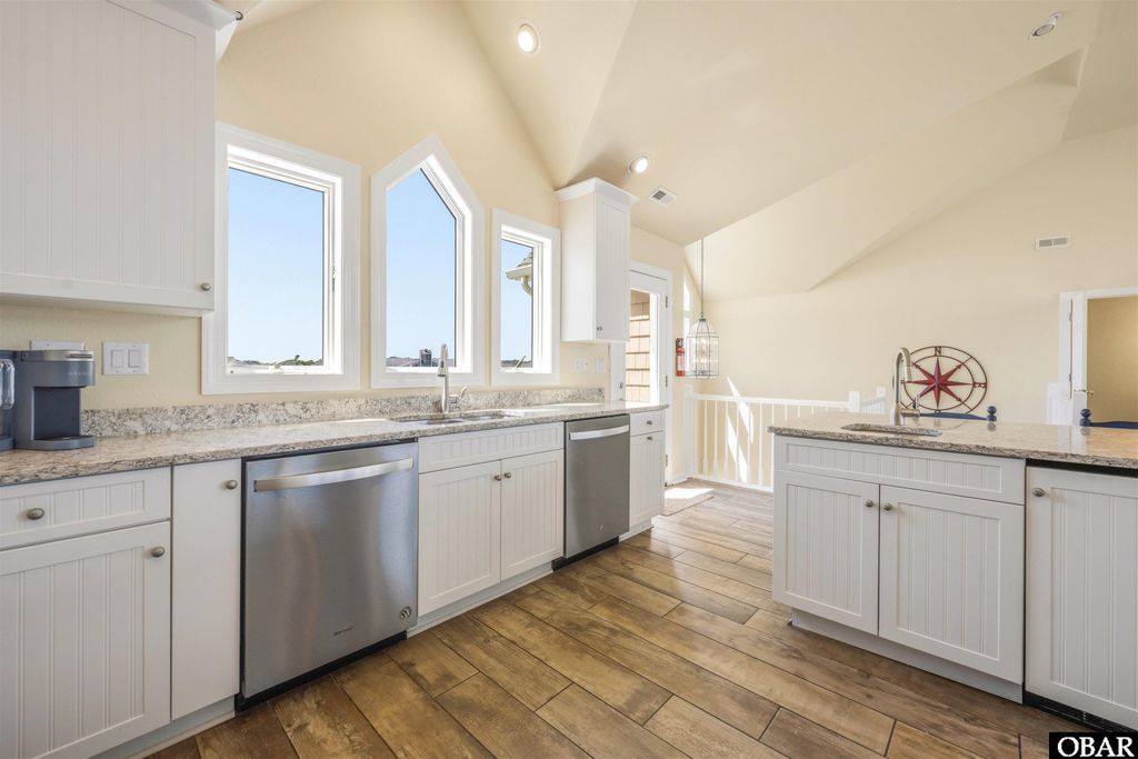 Image 13 of property listing at 1239 Atlantic Avenue Lot 33, Corolla, NC 27927