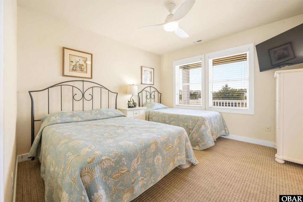 Image 19 of property listing at 1239 Atlantic Avenue Lot 33, Corolla, NC 27927