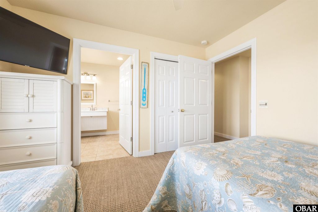 Image 21 of property listing at 1239 Atlantic Avenue Lot 33, Corolla, NC 27927