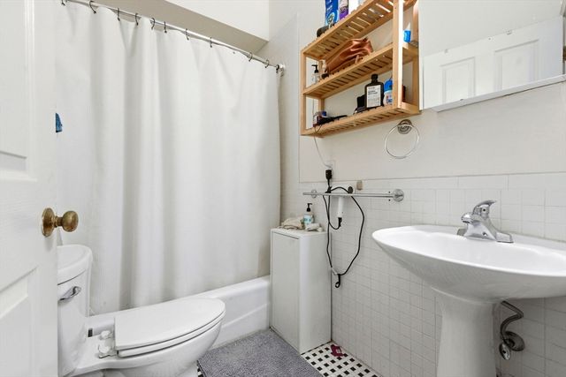 676 Massachusetts Ave 5A, Boston, MA 02118