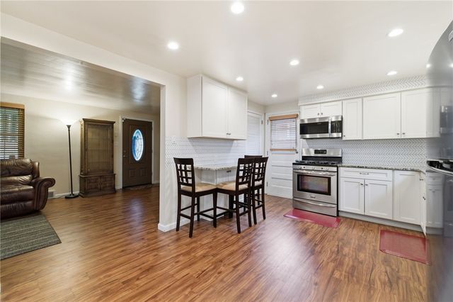 286 Brighton Street, Chalfant Boro, PA 15112