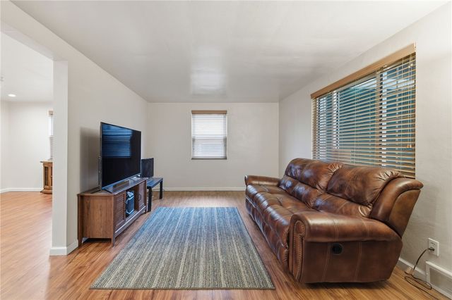 286 Brighton Street, Chalfant Boro, PA 15112