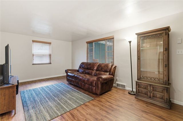 286 Brighton Street, Chalfant Boro, PA 15112