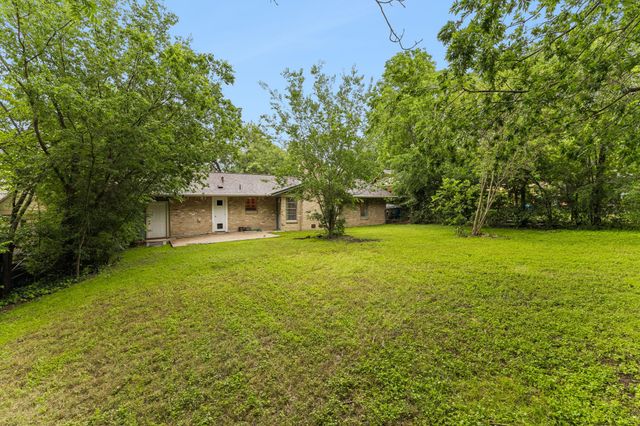6902 Notre Dame DR, Austin, TX 78723
