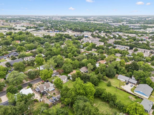 6902 Notre Dame DR, Austin, TX 78723