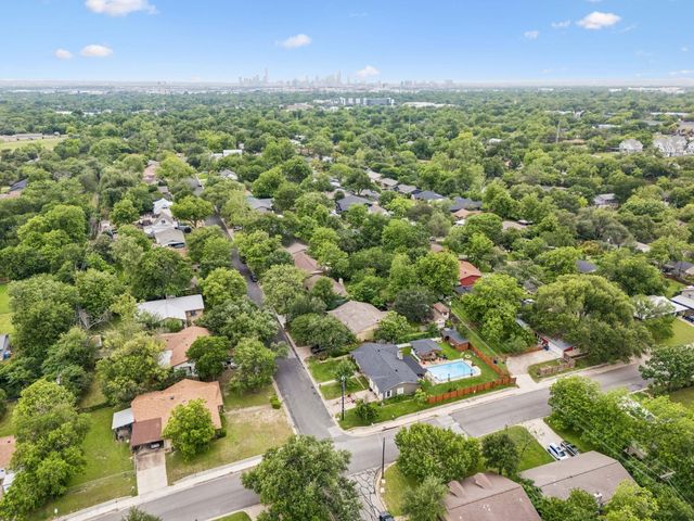 6902 Notre Dame DR, Austin, TX 78723