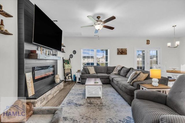 133 Grimsby Road, Savannah, GA 31407