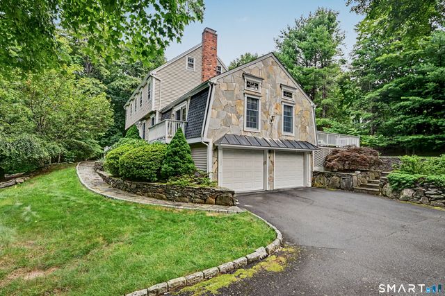 8 Indian Rock Place, Wilton, CT 06897