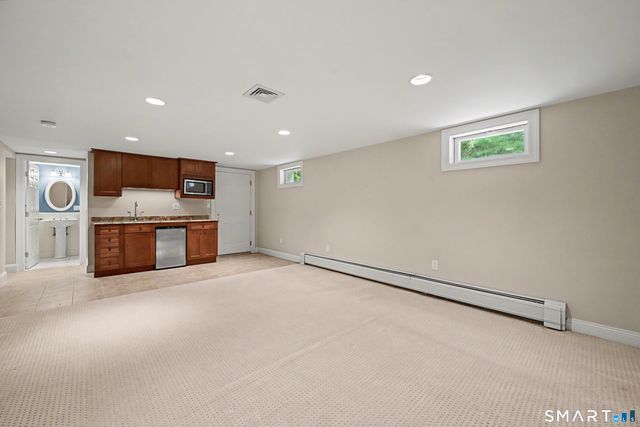 8 Indian Rock Place, Wilton, CT 06897