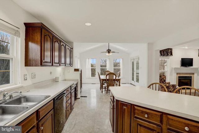 4812 BENNINGTON PL E, Jefferson, MD 21755