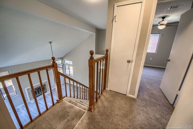 16615 SPRUCE TREE LN, San Antonio, TX 78247