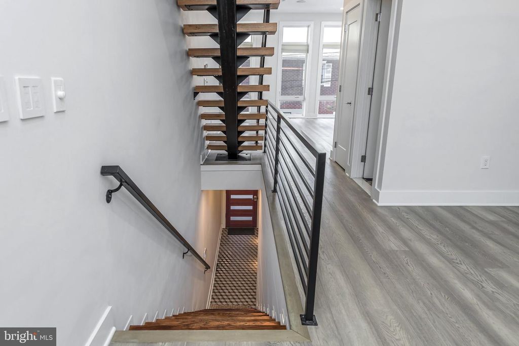 1222 KATER ST, PHILADELPHIA, PA 19147 — photo 4