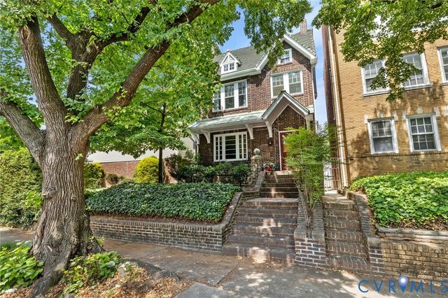 222 S Arthur Ashe Blvd, Richmond, VA 23220