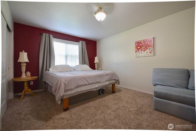 14913 Champion Estates Drive SE, Yelm, WA 98597