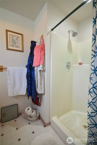 14913 Champion Estates Drive SE, Yelm, WA 98597