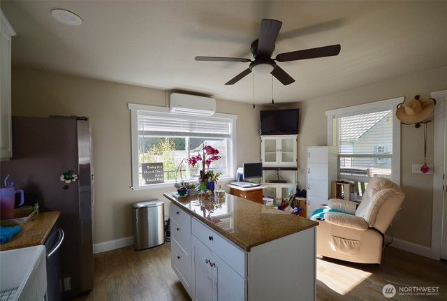 14913 Champion Estates Drive SE, Yelm, WA 98597