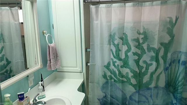 524 Timber LN S, North Fort Myers, FL 33917