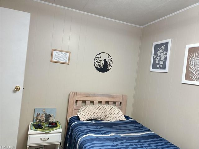 524 Timber LN S, North Fort Myers, FL 33917