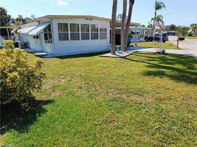 524 Timber LN S, North Fort Myers, FL 33917