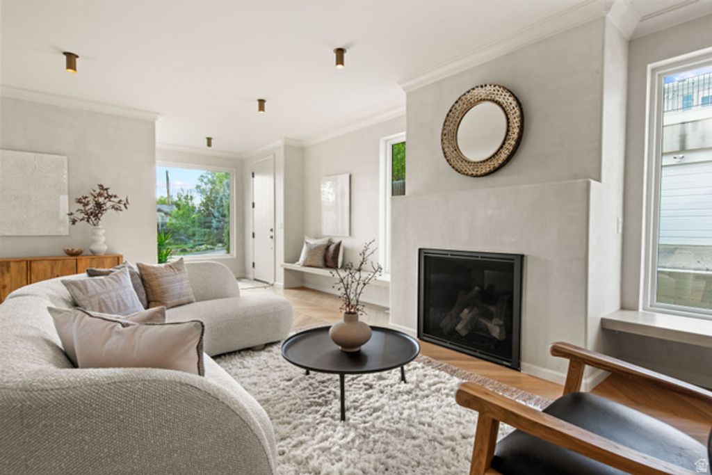 Image 12 of property listing at 520 N H ST, Salt Lake City, UT 84103