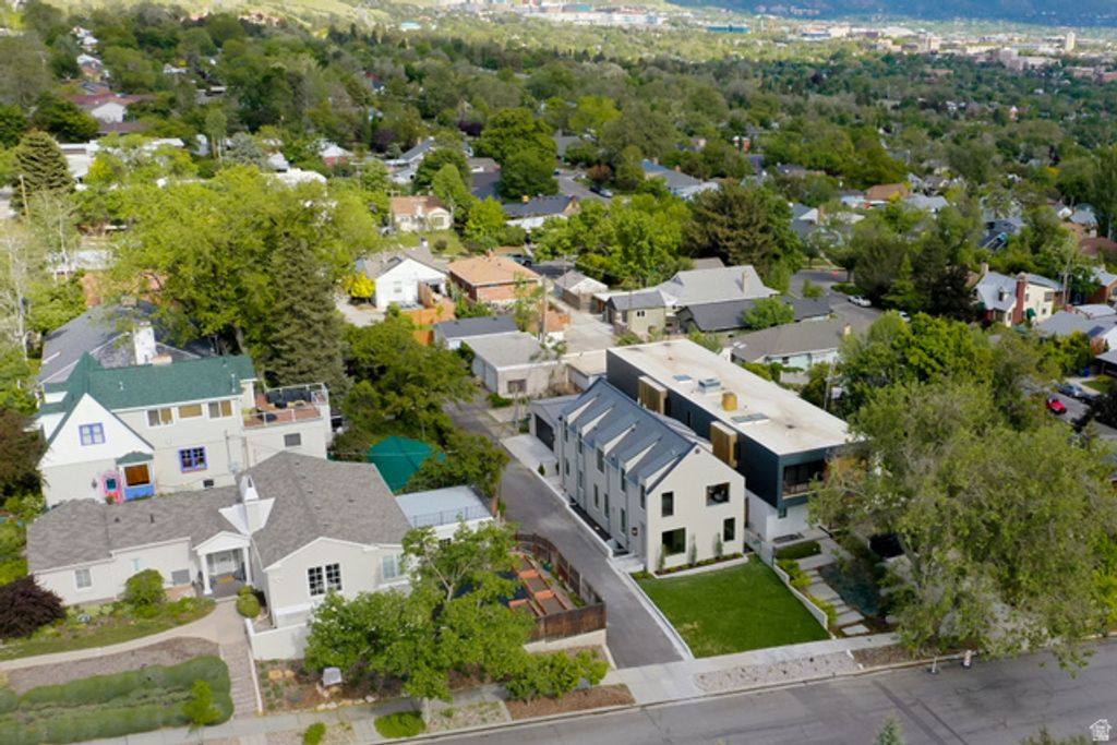 Image 91 of property listing at 520 N H ST, Salt Lake City, UT 84103