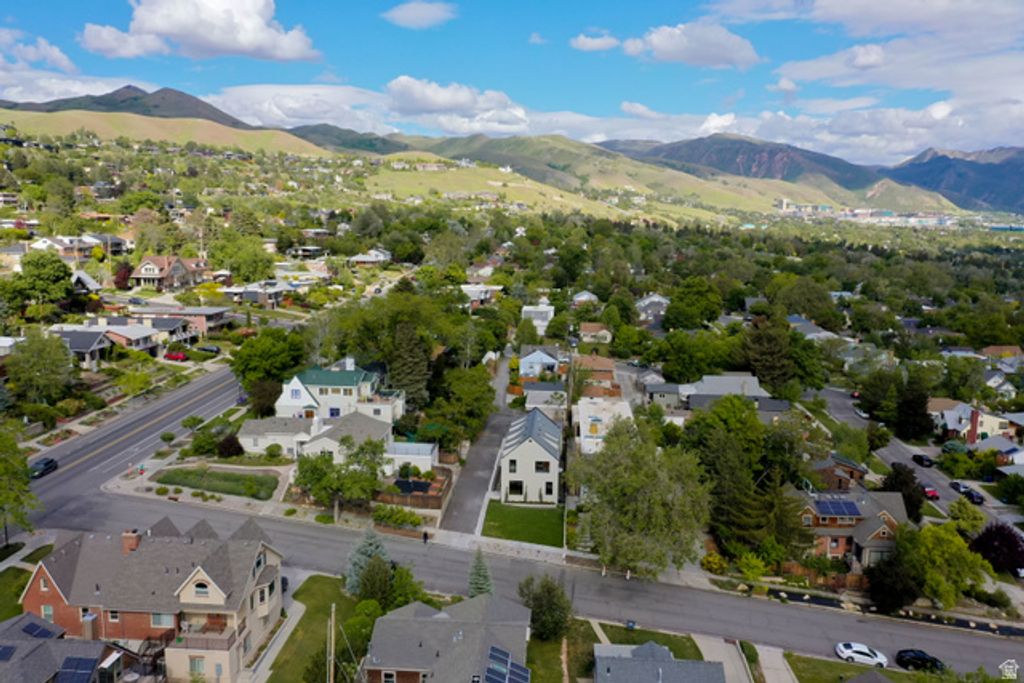 Image 92 of property listing at 520 N H ST, Salt Lake City, UT 84103