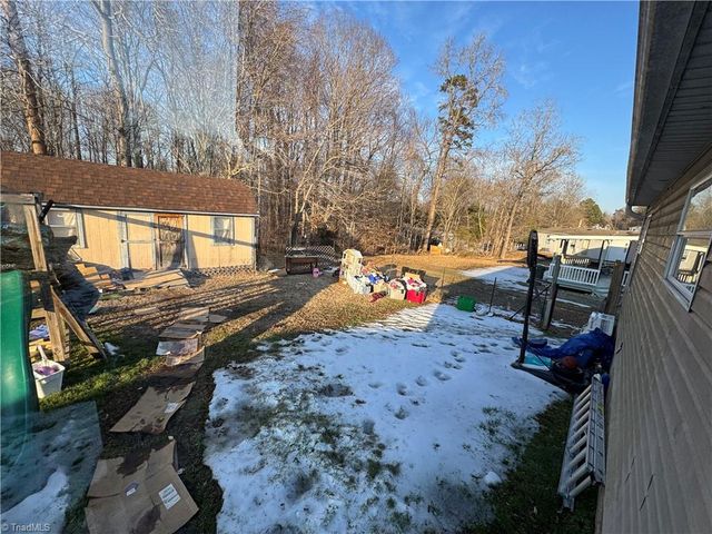 4886 Oak Branch Lane, Walkertown, NC 27051