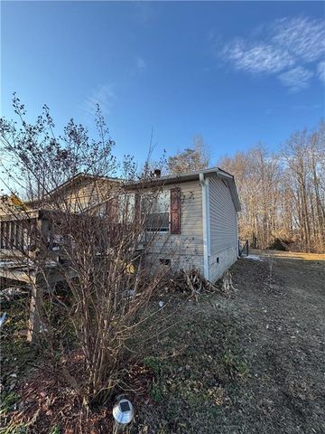 4886 Oak Branch Lane, Walkertown, NC 27051