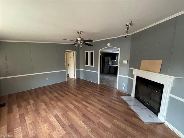 4886 Oak Branch Lane, Walkertown, NC 27051