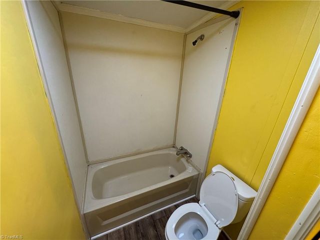 4886 Oak Branch Lane, Walkertown, NC 27051