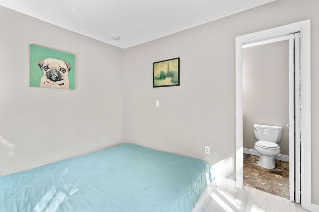 704 Iowa Colony Road, Hollister, MO 65672