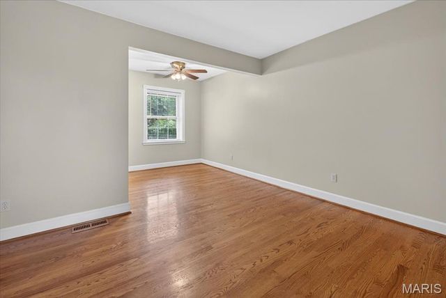 7225 Clayton Road, St Louis, MO 63117