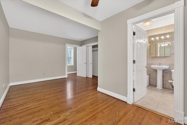 7225 Clayton Road, St Louis, MO 63117