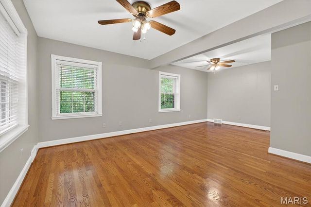 7225 Clayton Road, St Louis, MO 63117