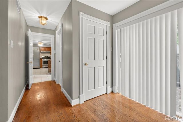 7225 Clayton Road, St Louis, MO 63117