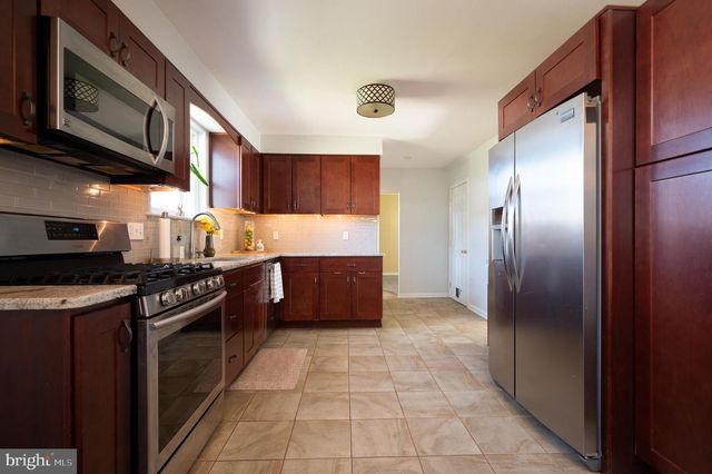 2148 ELDER DR, Wilmington, DE 19808