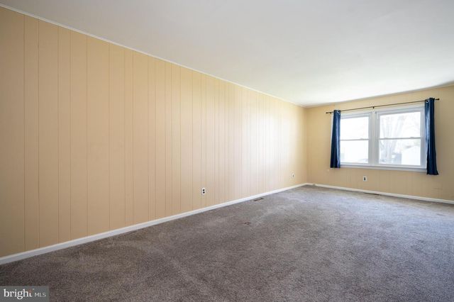 2148 ELDER DR, Wilmington, DE 19808