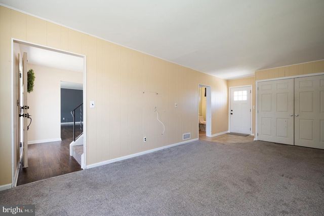 2148 ELDER DR, Wilmington, DE 19808