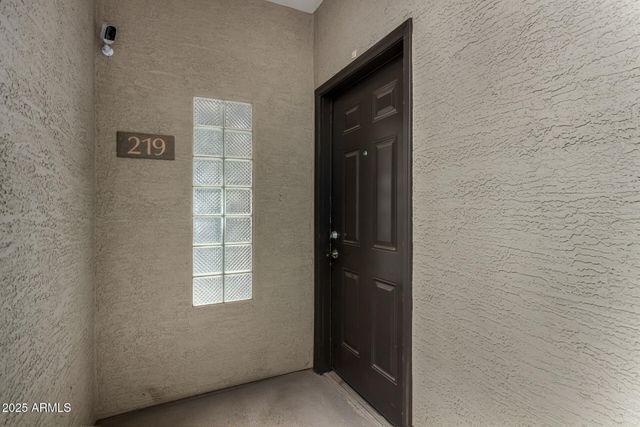 420 W 1St Street 219, Tempe, AZ 85281