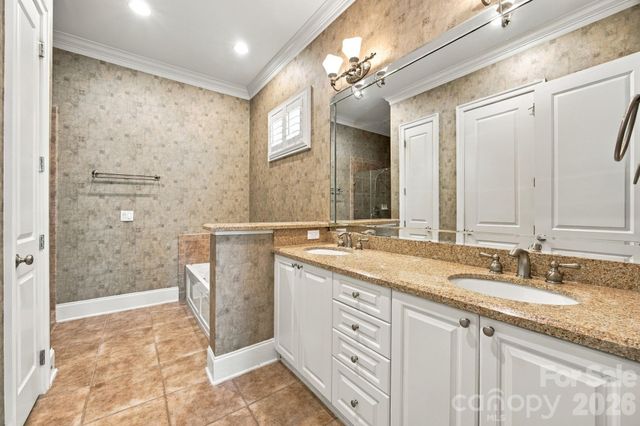 3504 Winslow Green Drive, Charlotte, NC 28210