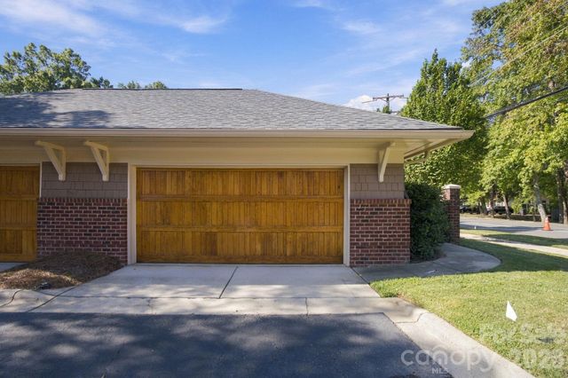 3504 Winslow Green Drive, Charlotte, NC 28210