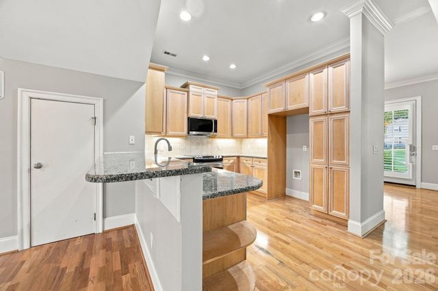 3504 Winslow Green Drive, Charlotte, NC 28210