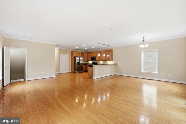 4702 TECUMSEH ST, College Park, MD 20740