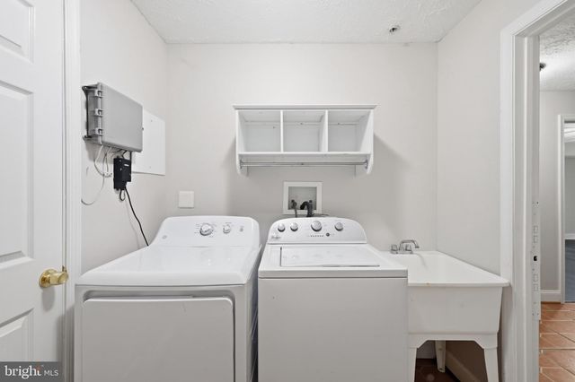 4702 TECUMSEH ST, College Park, MD 20740