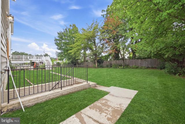 4702 TECUMSEH ST, College Park, MD 20740